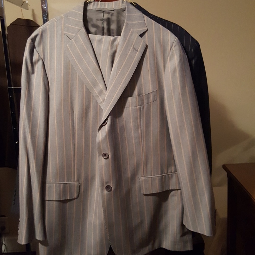 2 piece grey suit with pinstripes cuff pants